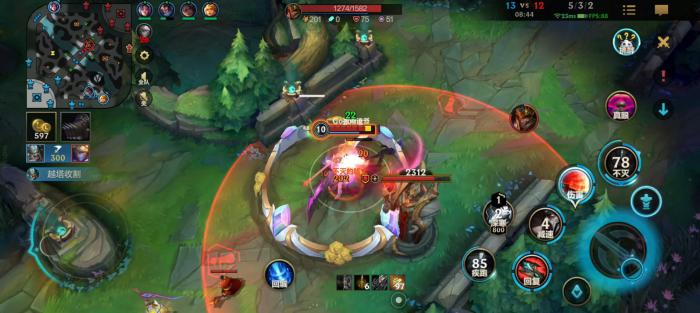 英雄联盟手游蛮王怎么打团1