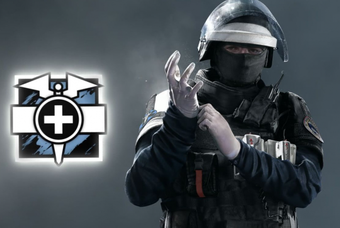 彩虹六号医生怎么玩好1