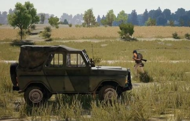 绝地求生遇到车怎么躲1