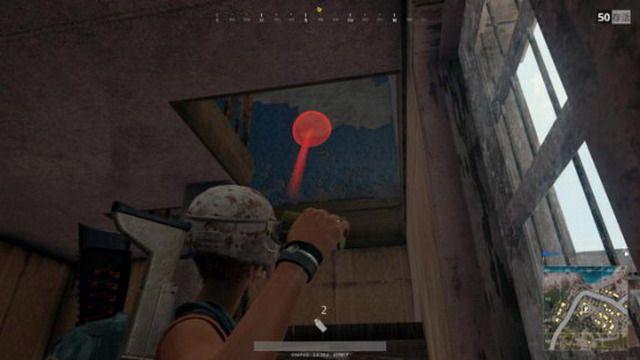 绝地求生如何投手雷2