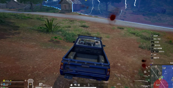 绝地求生如何开车压头3