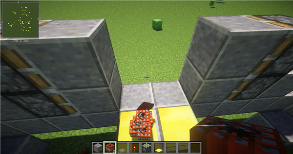 《我的世界》简易活塞门制作介绍4