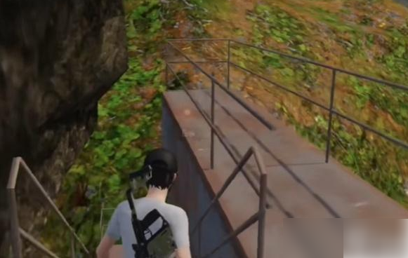 和平精英吃丹修仙云顶天池怎么偷渡3