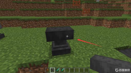 我的世界如何将两把武器合一把?1