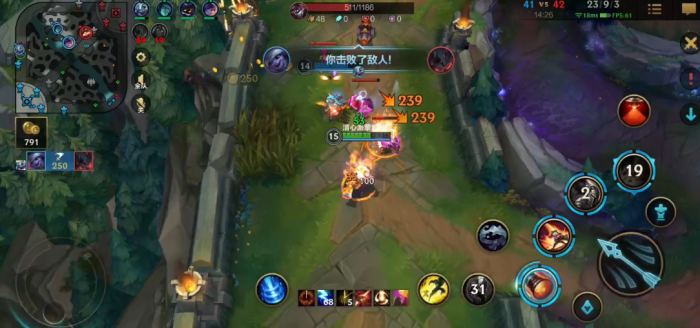 英雄联盟手游小炮出什么装备3